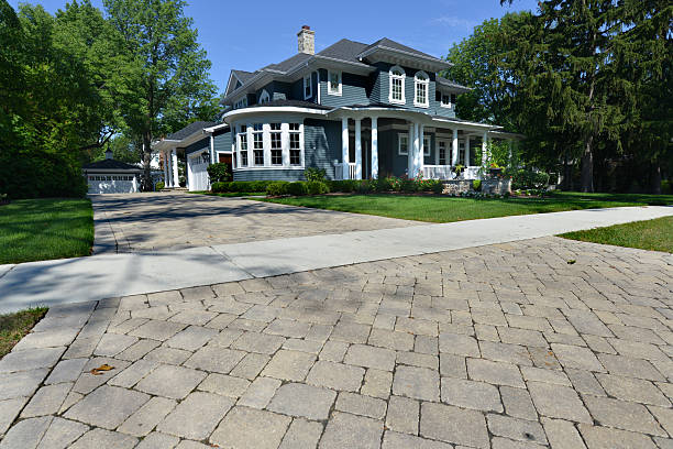 Best Driveway Paving Contractor  in Friday Harbor, WA